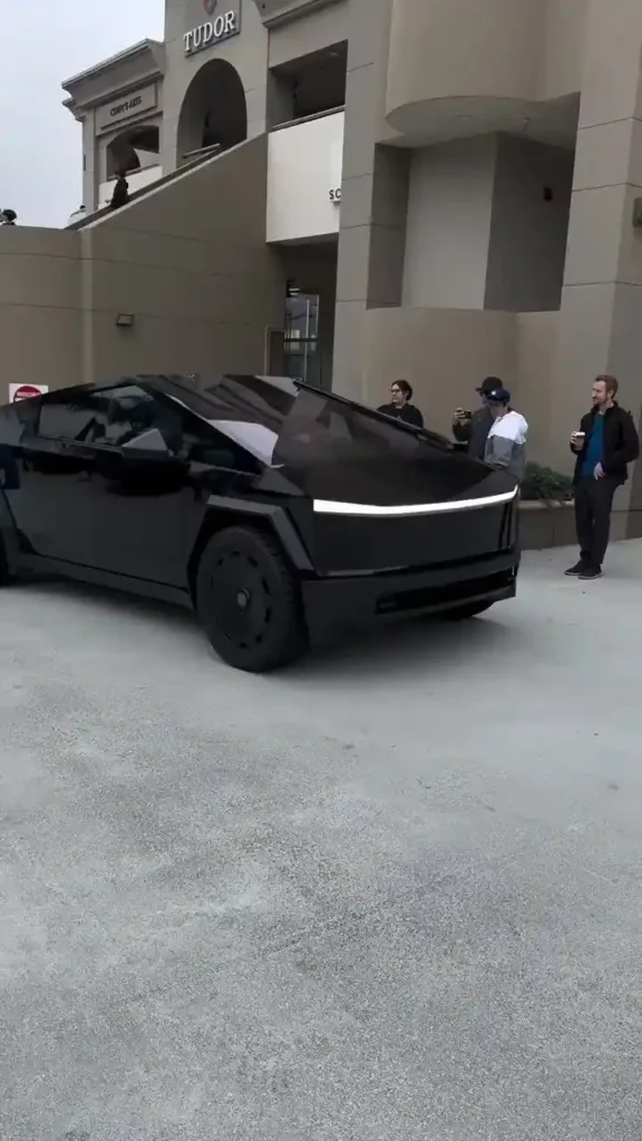 Tesla Cybertruck Germany 1 Cybertruck